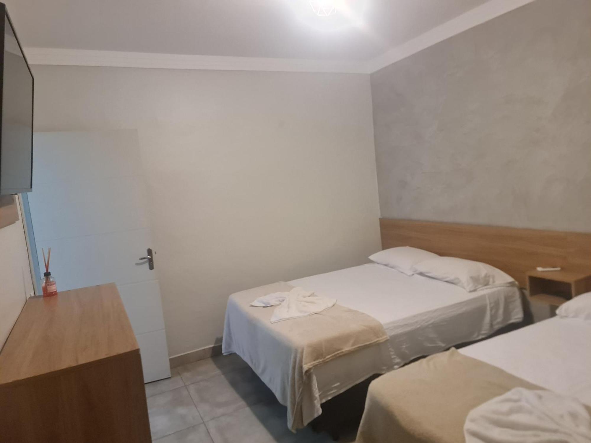Marmeu Tombo Com Hidro Aquecida Privativa Lägenhet Guarujá Exteriör bild
